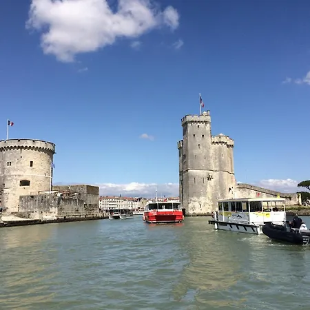 Les Volets Bleus 3* Bernay-Saint-Martin